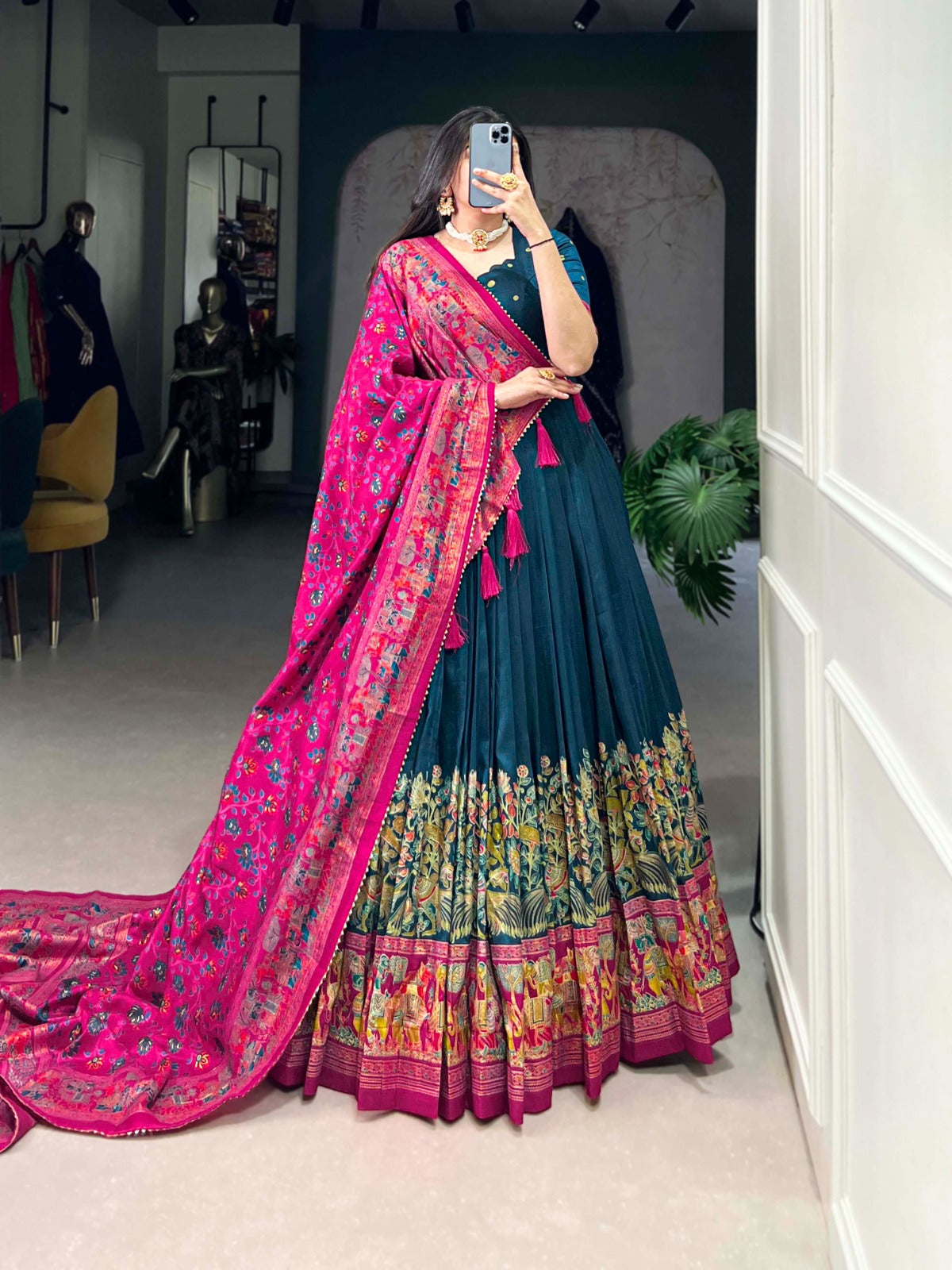 MORANI NAVY BLUE
