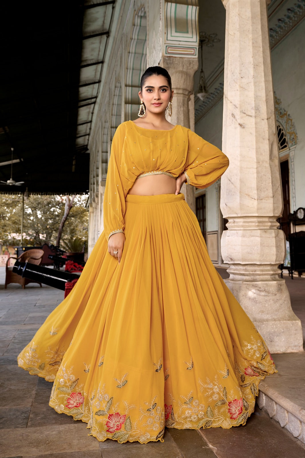 Flaunt Your Flair with Georgette Co-ord Set, Embroidered to Perfection, a Captivating Confluence of Tradition and Trend!✨