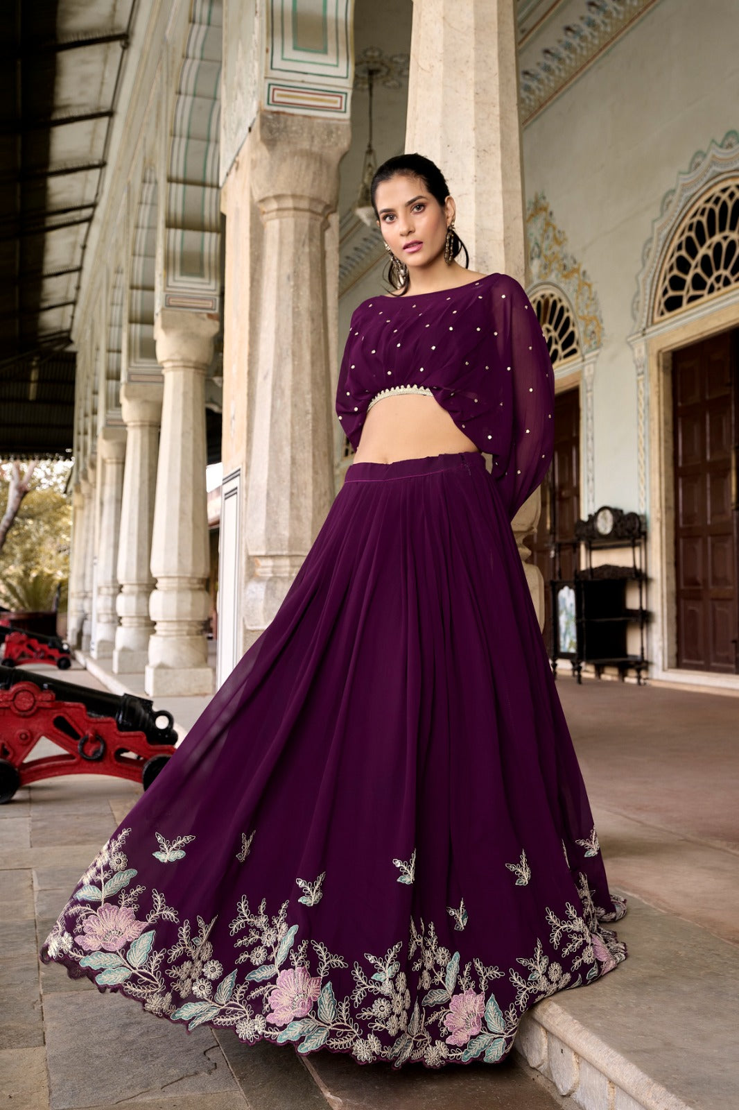 Flaunt Your Flair with Georgette Co-ord Set, Embroidered to Perfection, a Captivating Confluence of Tradition and Trend!✨