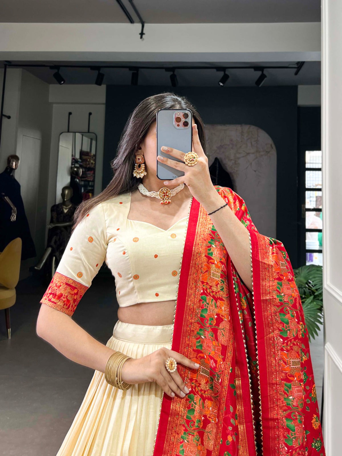 Exquisite Floral Fantasy: Tusser Silk Lehenga Choli with Intricate Print and Dupatta